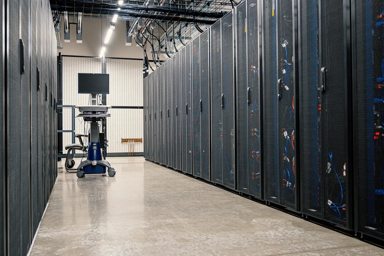 Data Center — DyG